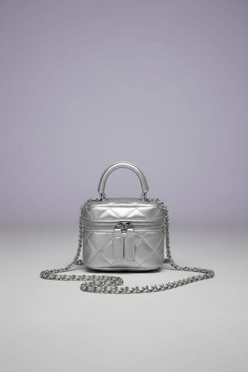 FONETTOS box purse displayed against a gradient backdrop, highlighting its design