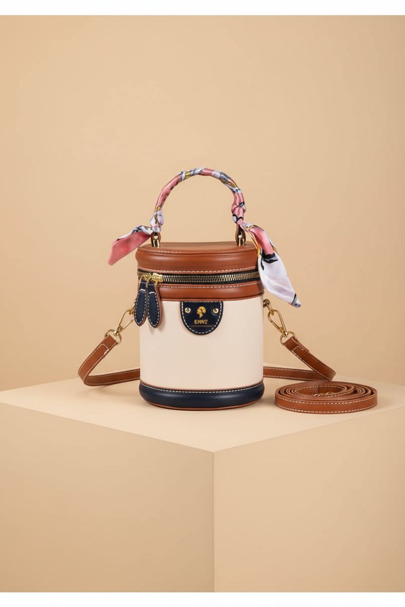 EHWZ bucket purse on display, highlighting its color contrast and quality craftsmanship for seniors.