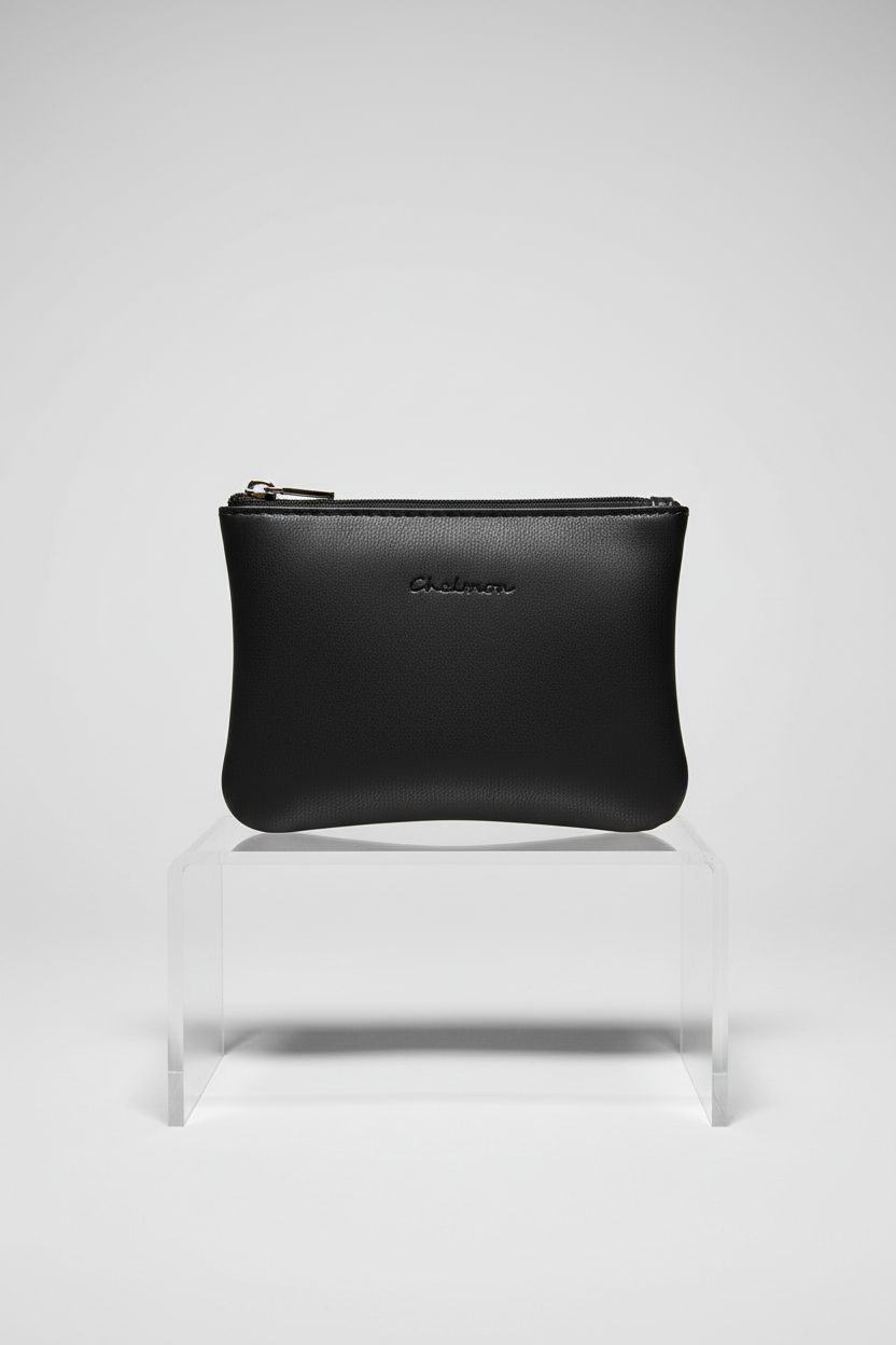 Close-up of the Chelmon vegan leather coin purse highlighting its craftsmanship and sleek design.