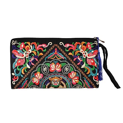 Wabilu Embroidered Wristlet